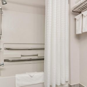Queen Room Disability Access